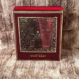 Victoria's Secret Holiday 2020 Fragrance Set - Red and Gold